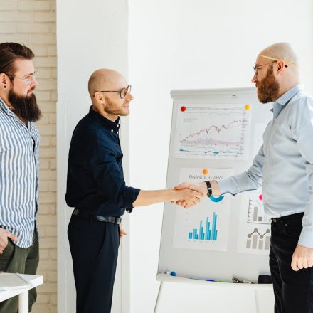 Growth Engineering vs Growth Hacking: Key Differences Explained